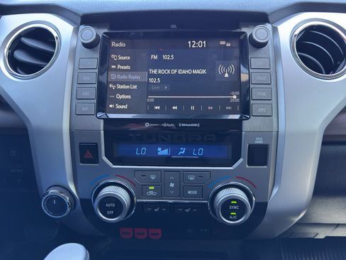 Used 2020 Toyota Tundra Limited w/ Limited Premium Package AWD/4WD image 17