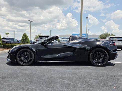 Certified 2024 Chevrolet Corvette Z06 w/ Stealth Interior Trim Package RWD image 3