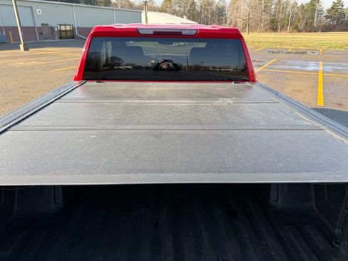 Used 2021 GMC Sierra 1500 Elevation image 9