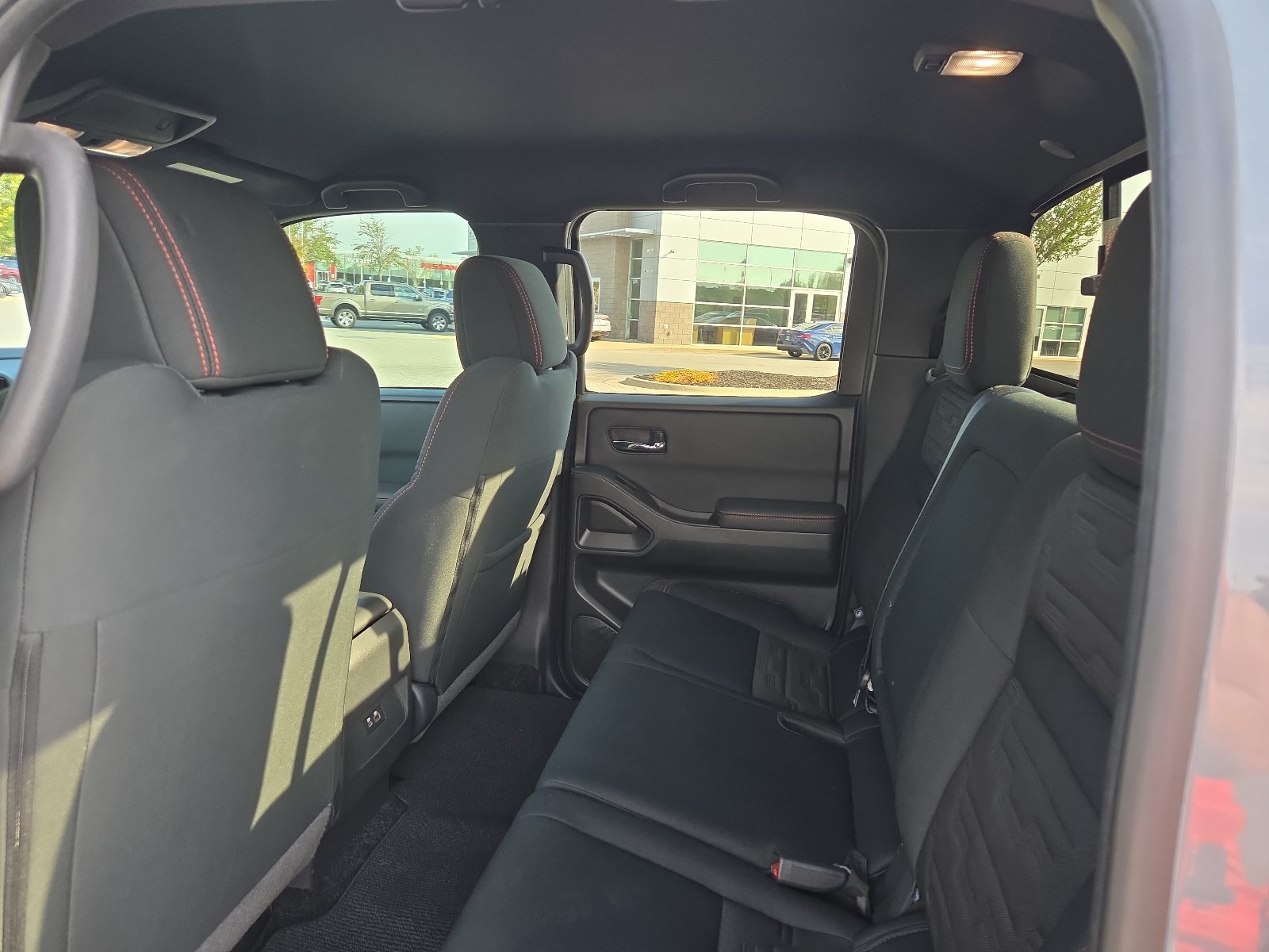 Used 2024 Nissan Frontier PRO-4X w/ Off-Road Protection Package AWD/4WD image 10