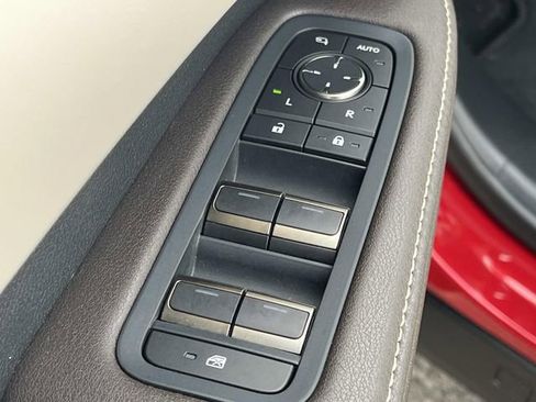 Used 2024 Lexus RX 350h w/ Accessory Package (Z1) AWD/4WD image 30