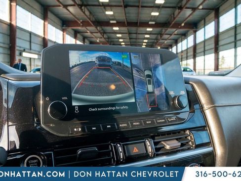 Used 2022 Nissan Pathfinder SL image 8