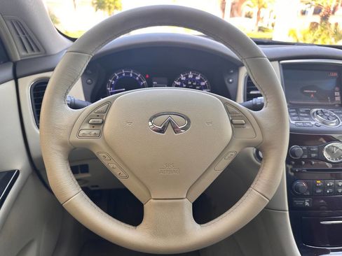 Used 2011 INFINITI EX35 Journey w/ Premium Pkg AWD/4WD image 13