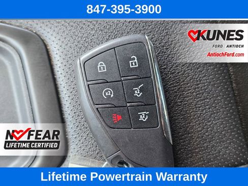 Used 2024 Chevrolet Tahoe Premier AWD/4WD image 57