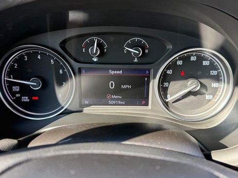 Used 2021 Buick Enclave Essence w/ Sound and Sites Package image 18