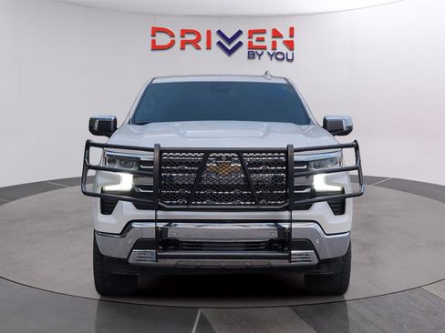 Used 2022 Chevrolet Silverado 1500 LTZ image 8