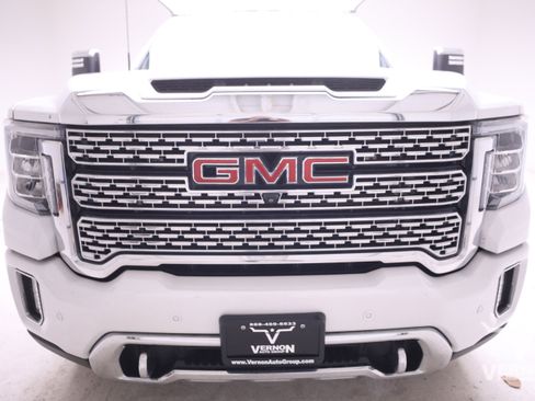 Used 2020 GMC Sierra 3500 Denali w/ Denali Ultimate Package image 7