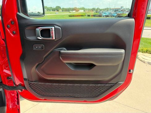 Used 2023 Jeep Wrangler Unlimited Sport AWD/4WD image 21