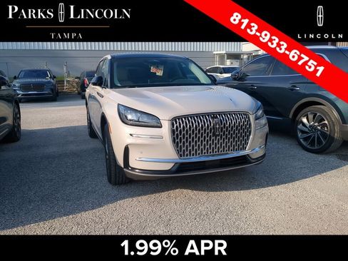 Used 2023 Lincoln Corsair FWD w/ Equipment Group 101A image 4