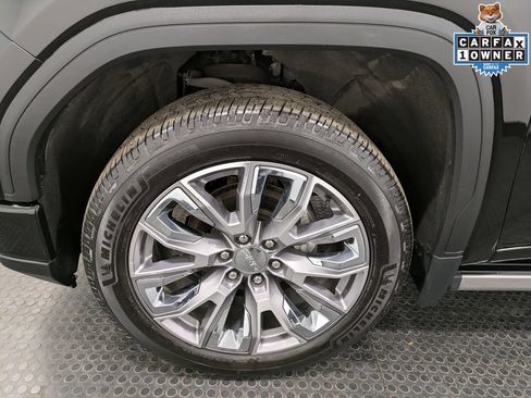 Used 2024 GMC Sierra 1500 Denali w/ Denali Reserve Package AWD/4WD image 7