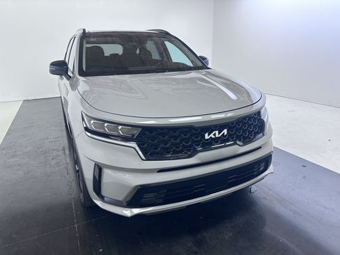 Used 2023 Kia Sorento SX FWD image 8