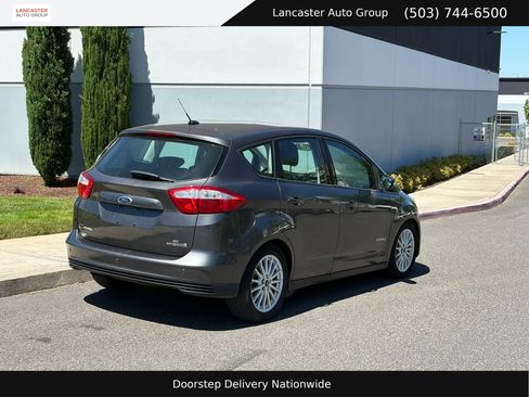 Used 2015 Ford C-MAX SE w/ Equipment Group 203A FWD image 6