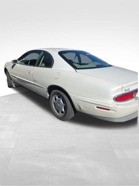 Used 1998 Buick Riviera Supercharged Coupe FWD image 2