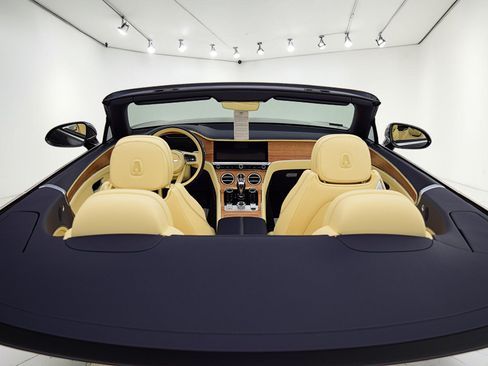 Used 2024 Bentley Continental GT AWD/4WD image 6