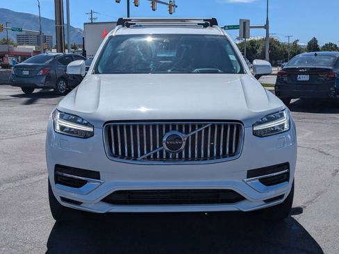 Used 2022 Volvo XC90 T8 Inscription AWD/4WD image 10