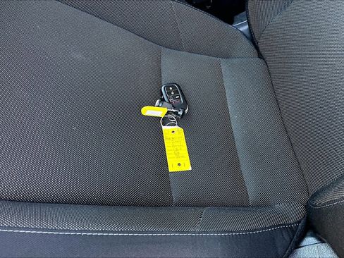 Used 2024 Honda CR-V EX image 15