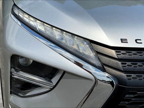 Used 2022 Mitsubishi Eclipse Cross LE AWD/4WD image 33