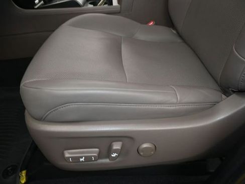 Used 2023 Lexus GX 460 Premium w/ Premium Plus Package AWD/4WD image 14