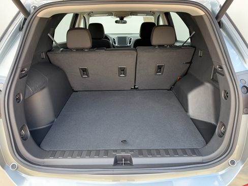 Certified 2024 Chevrolet Equinox LT FWD image 28