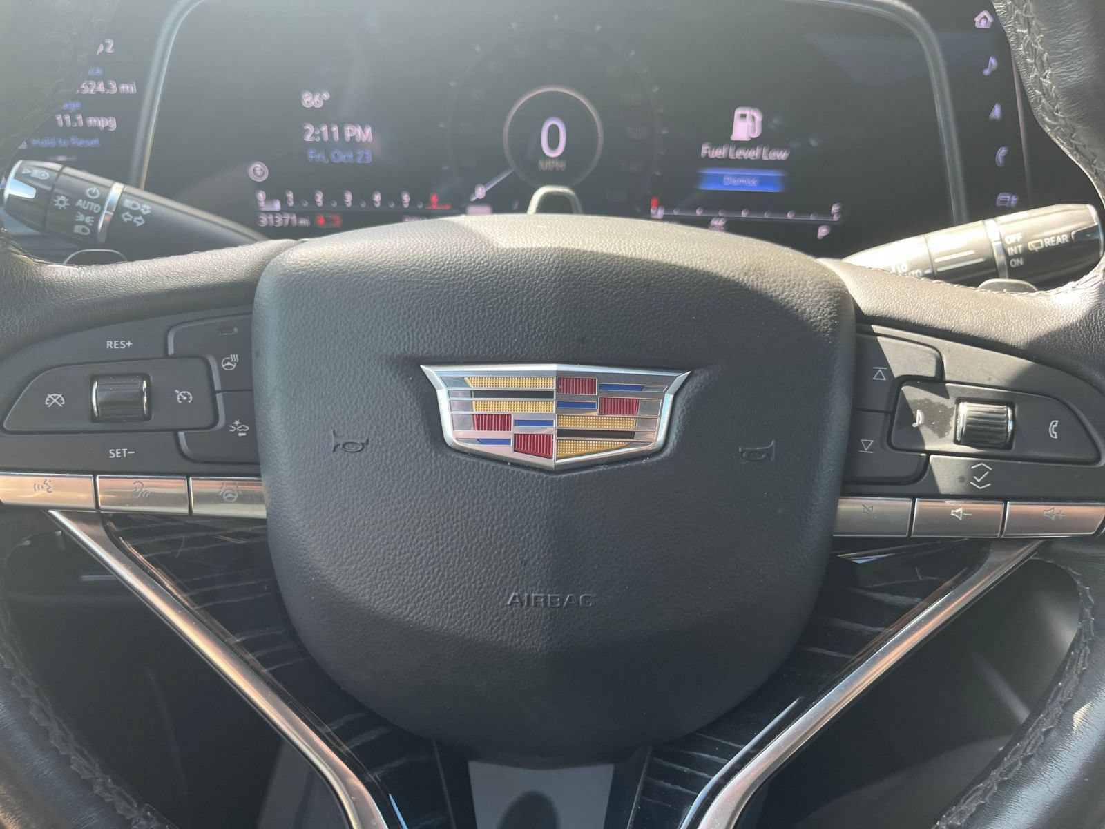 Used 2023 Cadillac Escalade Sport AWD/4WD image 25