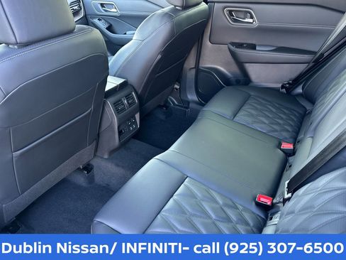 New 2026 Nissan Rogue Platinum w/ Tech Package AWD/4WD image 14