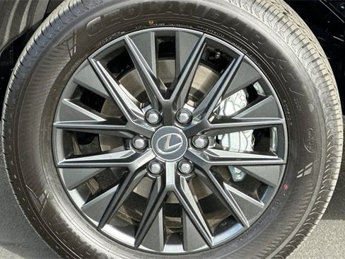 Used 2025 Lexus GX 550 image 25