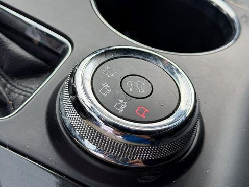 Used 2018 Ford Explorer Platinum image 13