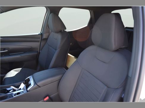New 2025 Hyundai Santa Cruz SE AWD/4WD image 28