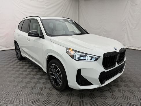 Used 2026 BMW X1 xDrive28i image 3