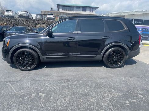 Used 2021 Kia Telluride EX w/ EX Premium Package image 3