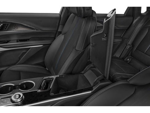 Used 2023 Cadillac Lyriq 2WD image 49