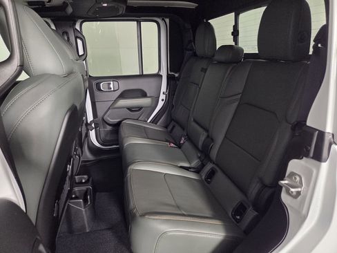 New 2026 Jeep Gladiator Mojave AWD/4WD image 18