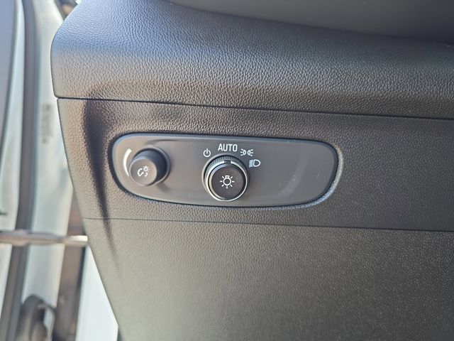 Certified 2021 Buick Envision Preferred FWD image 23