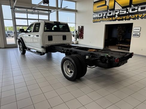 Used 2020 RAM 5500 Tradesman w/ Max Tow Package AWD/4WD image 2