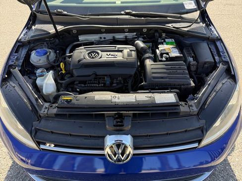Used 2015 Volkswagen Golf R 4-Door image 18