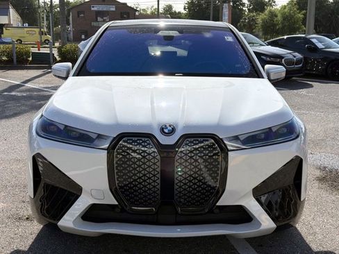 Certified 2023 BMW iX xDrive50 w/ Premium Package AWD/4WD image 8