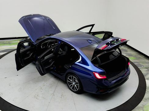 Used 2020 BMW 330i Sedan w/ Premium Package RWD image 39