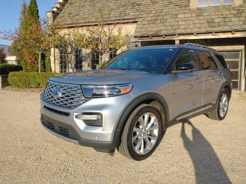 Used 2021 Ford Explorer Platinum w/ Equipment Group 601A image 6