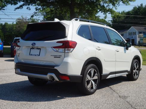 Used 2020 Subaru Forester Touring AWD/4WD image 5