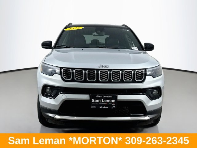Used 2025 Jeep Compass Limited AWD/4WD image 2
