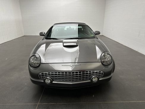 Used 2003 Ford Thunderbird RWD image 2