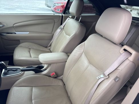 Used 2012 Chrysler 200 Limited image 20