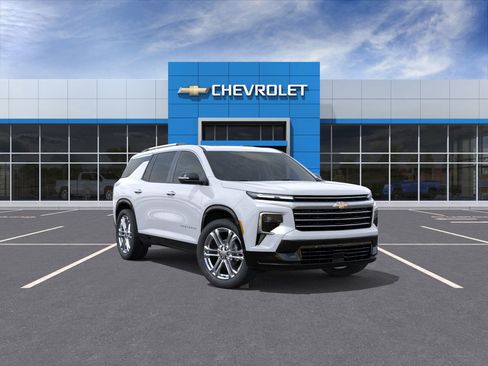 New 2026 Chevrolet Traverse High Country image 1