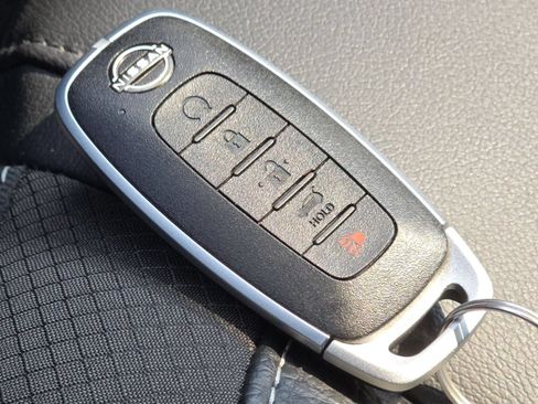 Used 2024 Nissan Pathfinder SL w/ Cargo Package AWD/4WD image 34