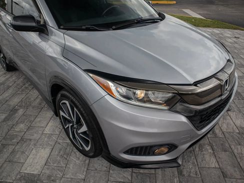 Used 2019 Honda HR-V Sport image 10