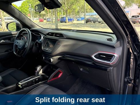 Used 2022 Chevrolet TrailBlazer RS FWD image 15