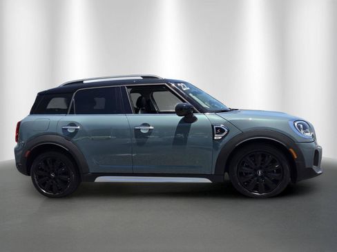 Used 2022 MINI Cooper Countryman S FWD image 8