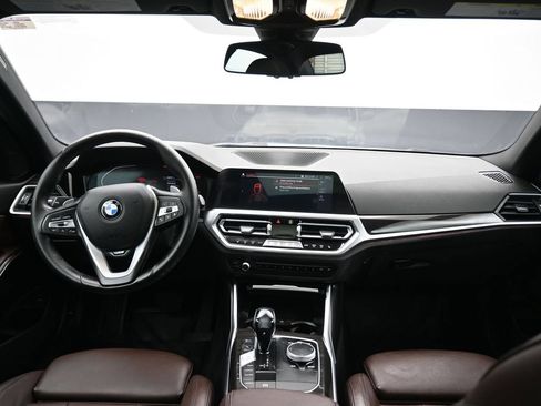 Used 2019 BMW 330i xDrive Sedan w/ Convenience Package AWD/4WD image 38