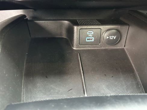 Certified 2023 Ford Escape ST-Line image 31