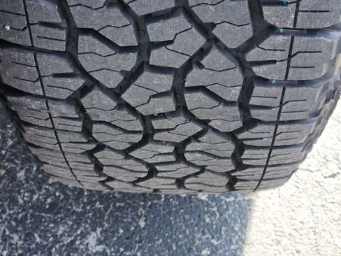 New 2026 GMC Sierra 2500 AT4 w/ AT4 Premium Plus Package image 15